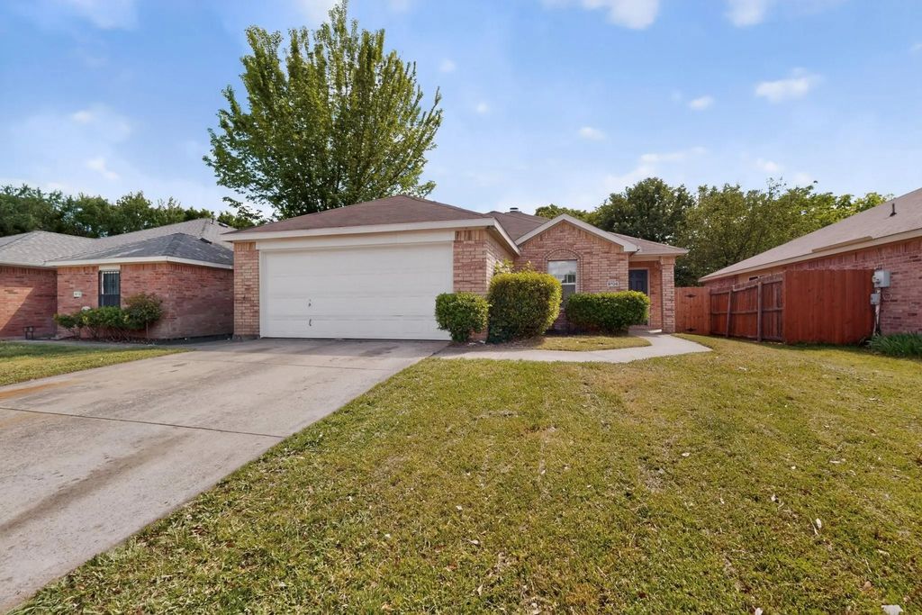 9708 Calle Del Oro Lane, Dallas