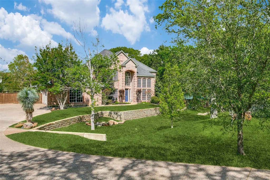 1201 Meadow Ridge Court, Southlake
