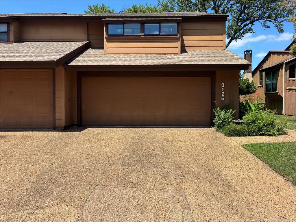 3125 Golden Oak Court, Farmers Branch