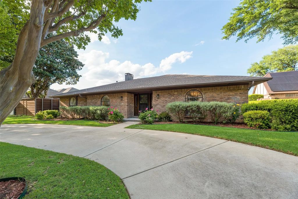 1106 Pittsburg Landing, Richardson