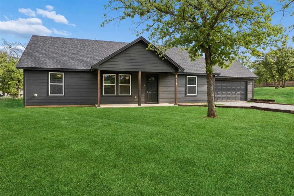 1008 Hereford Drive, Springtown