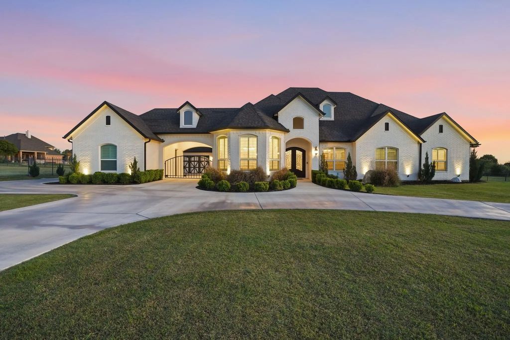 103 Apollo Trail, Aurora