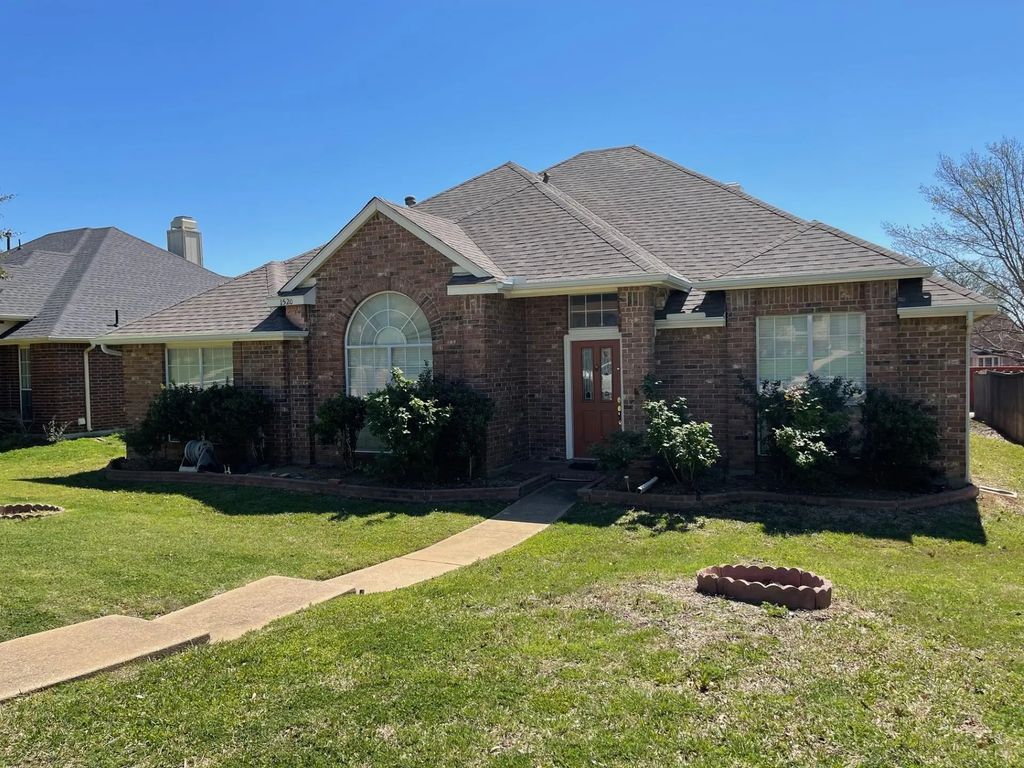 1520 Mission Ridge Trail, Carrollton