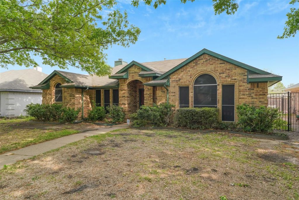 2600 Waterloo Lane, Mesquite