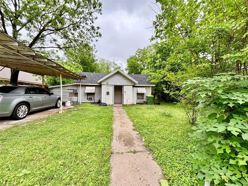 1315 Strickland Street, Bellmead