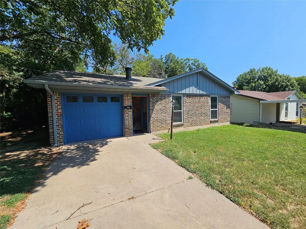10377 Country Club Drive, Dallas