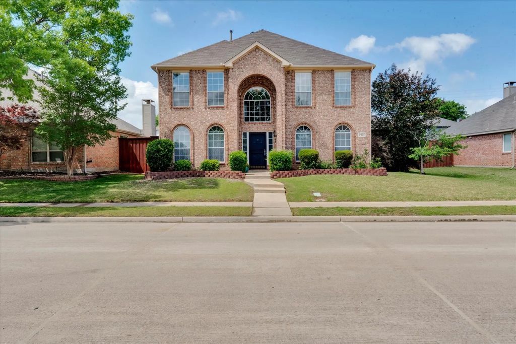 2071 Sunset Lane, Lewisville