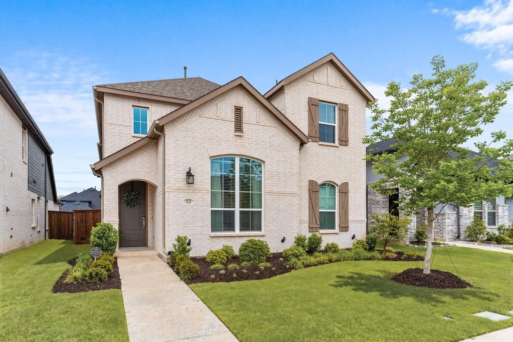 8220 Legacy Trail, McKinney