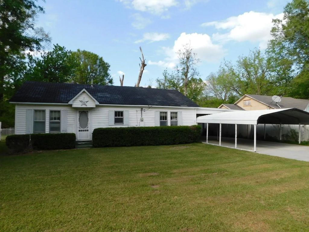 507 E Spring Street, Taylor