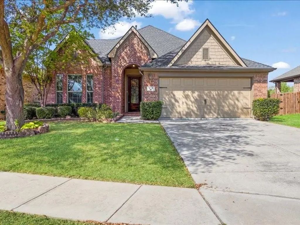 913 Partridge Drive, Aubrey