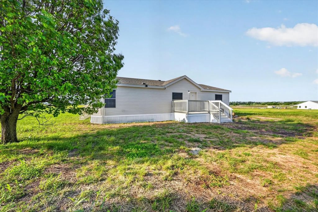 17972 Fm 1173, Krum