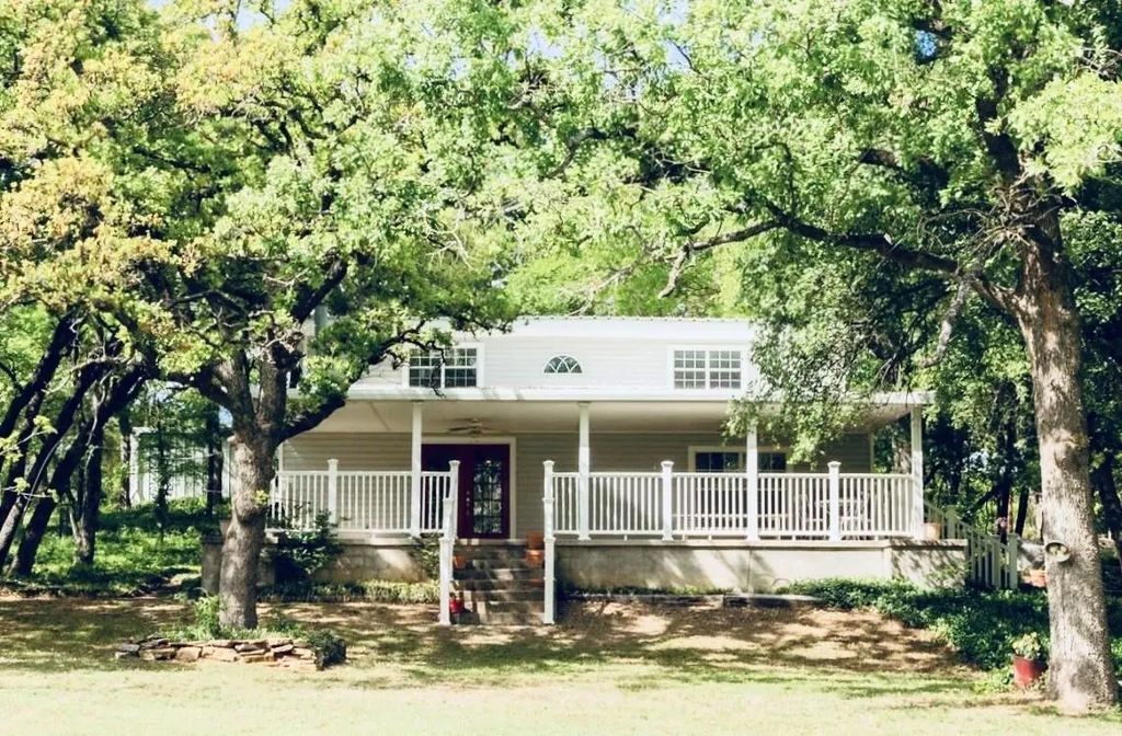 726 County Road 463, Eastland