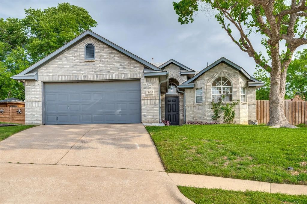 1808 Haley Circle, Carrollton