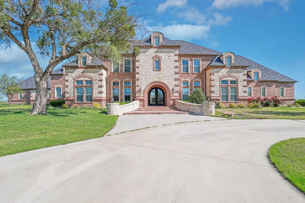 1200 Mcreynolds, Sanger