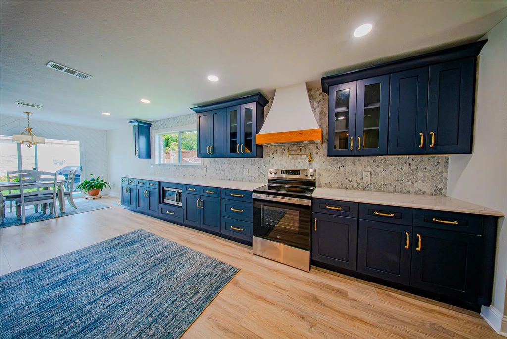 5911 Dangerfield Court, Arlington