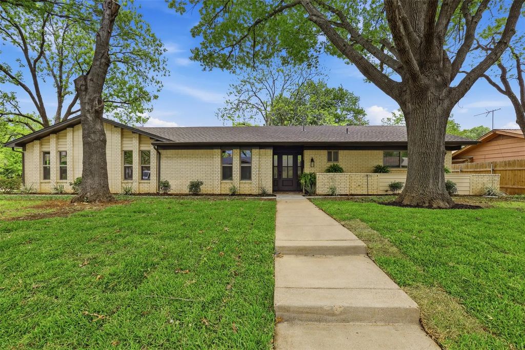 4201 Dawn Drive, Benbrook