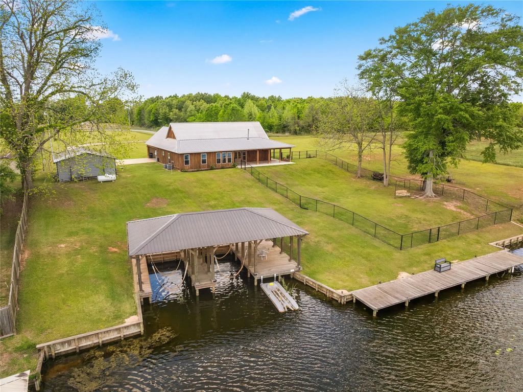 377 Robert Lacaze Road, Natchez