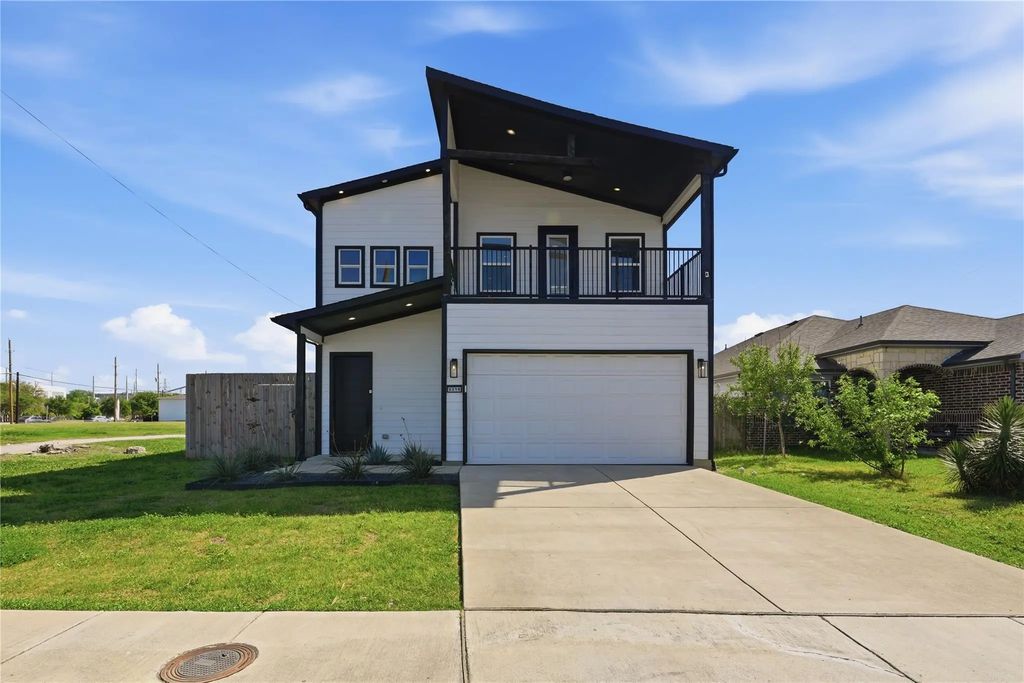 3316 Nomas Street, Dallas