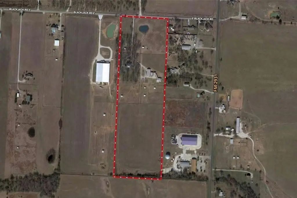 2370 E Blackjack Road E, Pilot Point
