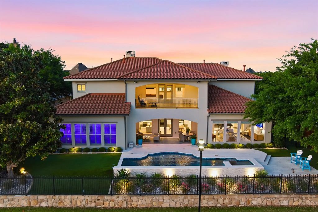 5767 Waters Edge Drive, Irving