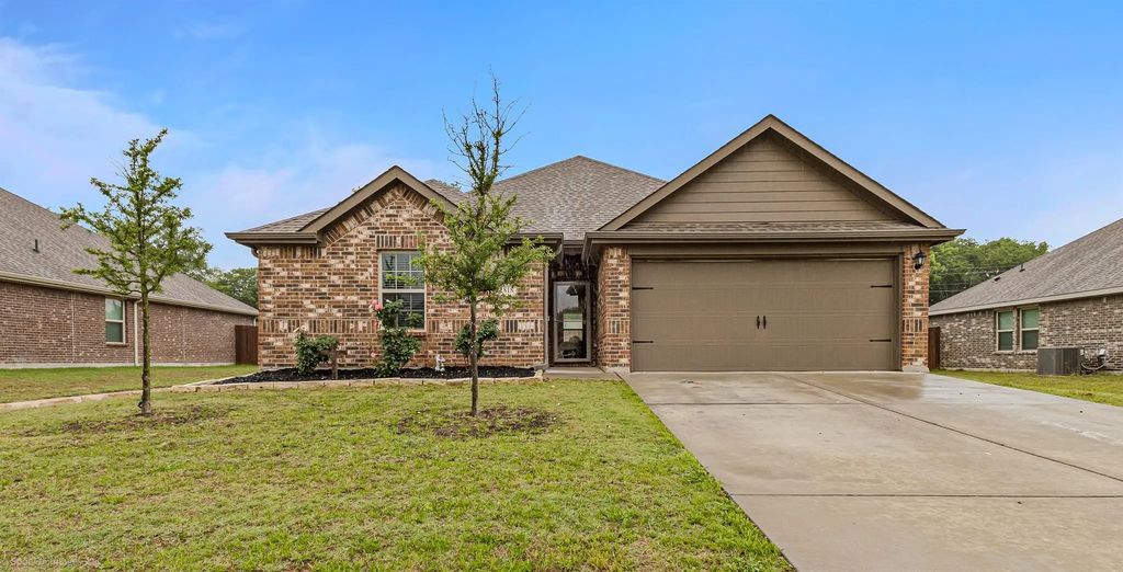 1818 Pecan Valley Drive, Kaufman