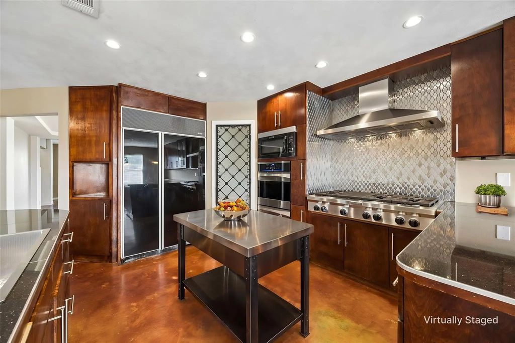 584 Pendleton Drive, Rockwall