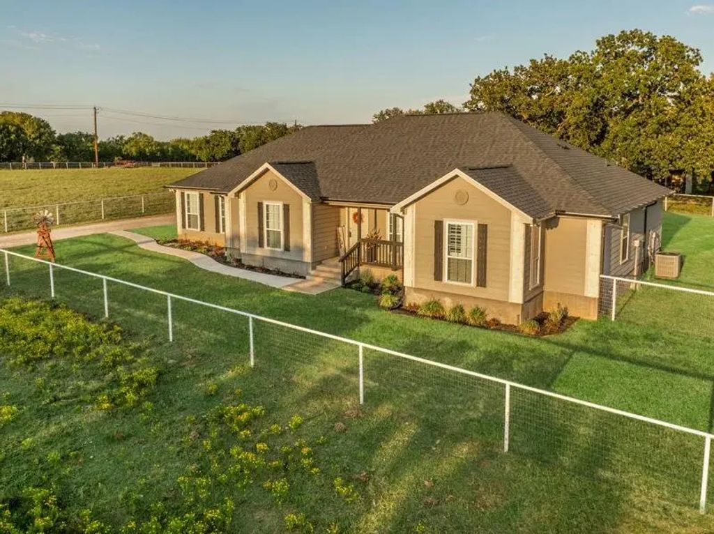 175 Porter Road, Bartonville