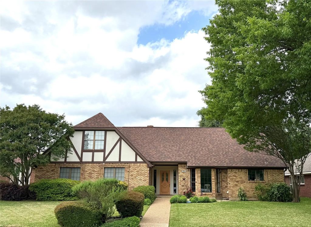 2559 Blackberry Drive, Richardson