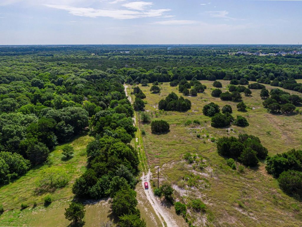Tar Road, Cedar Hill