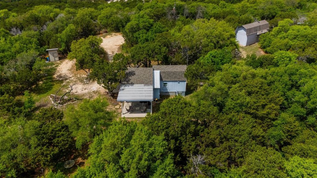 1037 County Road 1190, Kopperl