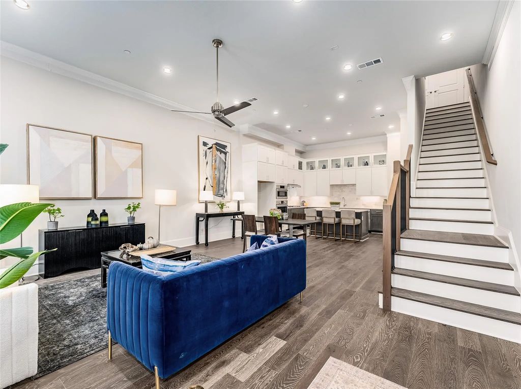 1476 N Avenue, Plano