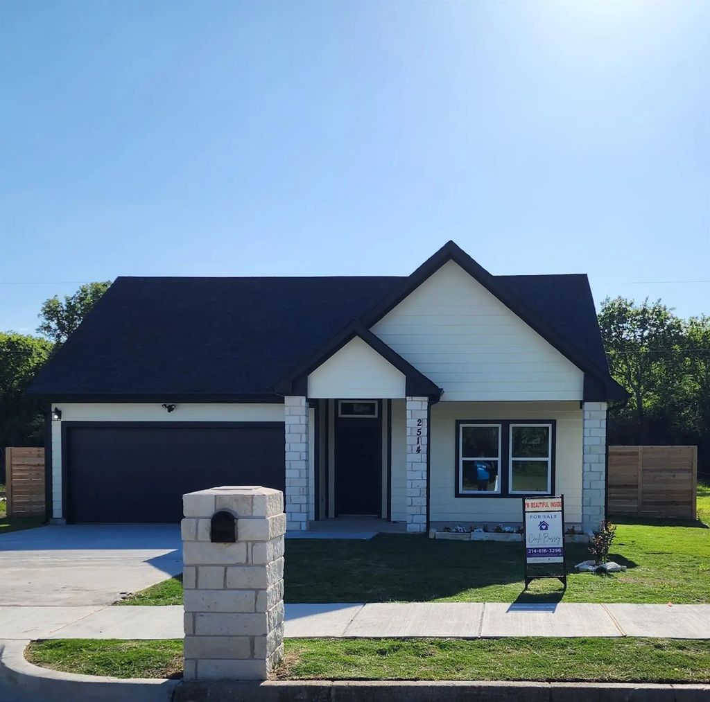 2514 Sheraton Drive, Fort Worth