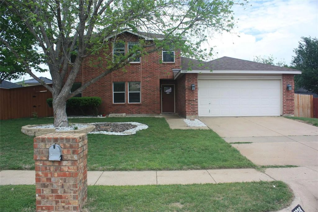 1328 Dandelion Trail, Burleson
