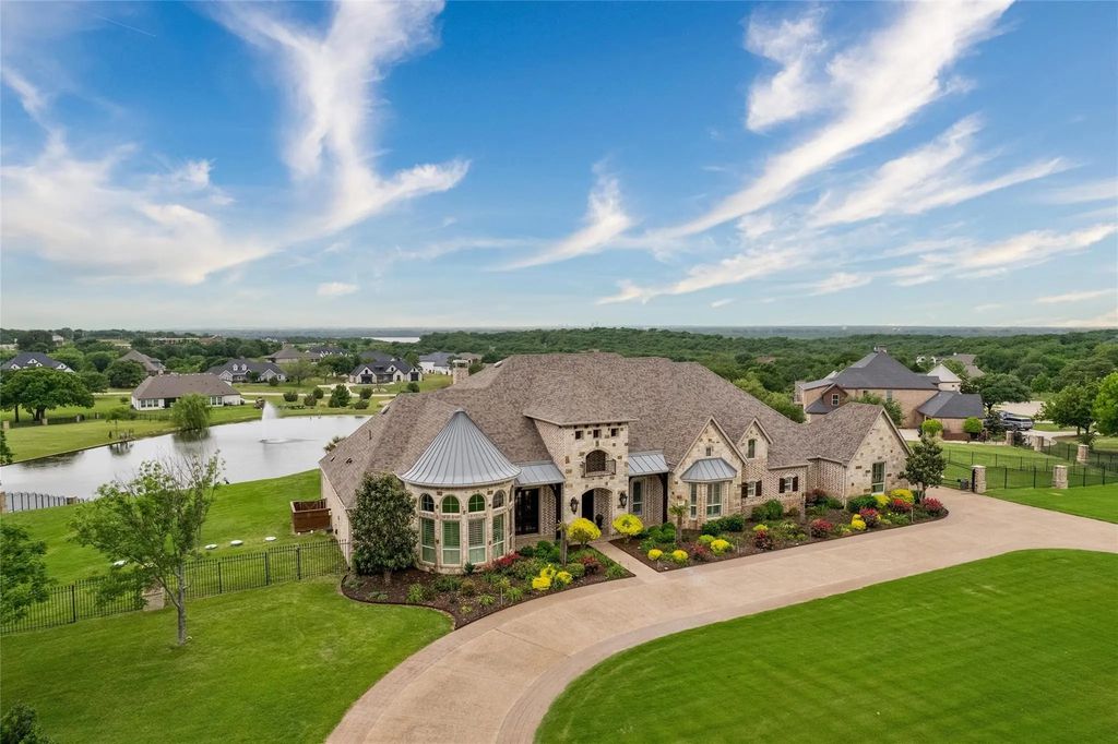 1450 Waterstone, Cross Roads