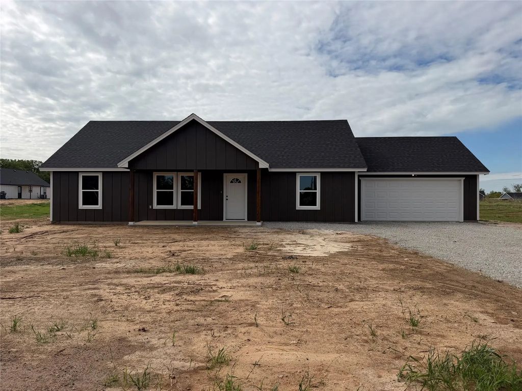 2998 Knob Road, Springtown