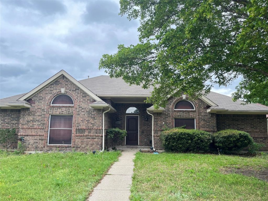6608 Buckeye Drive, Rowlett