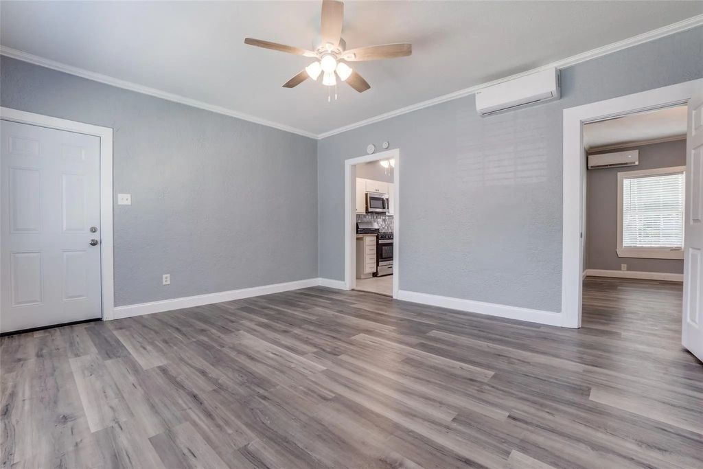 320 W Canty Street 2, Dallas
