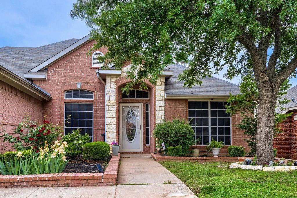 4521 Bonnywood Drive, Mesquite