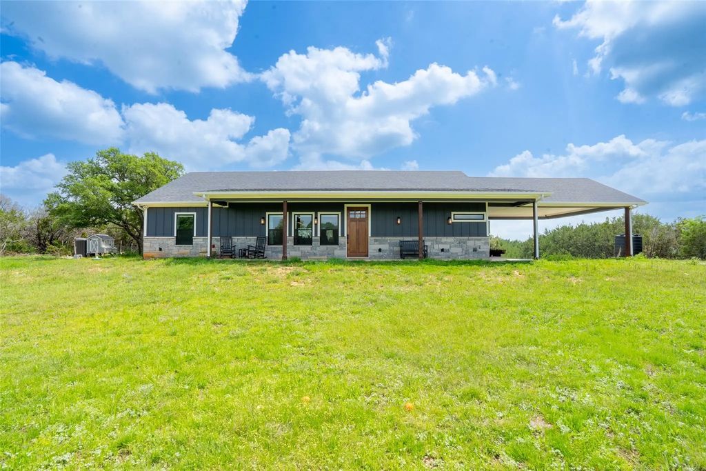 1260 Private Road 1656, Stephenville