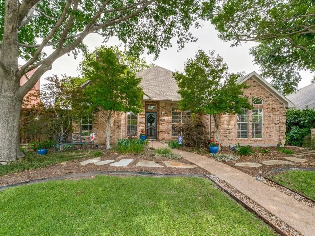 2916 Redwood Drive, Carrollton