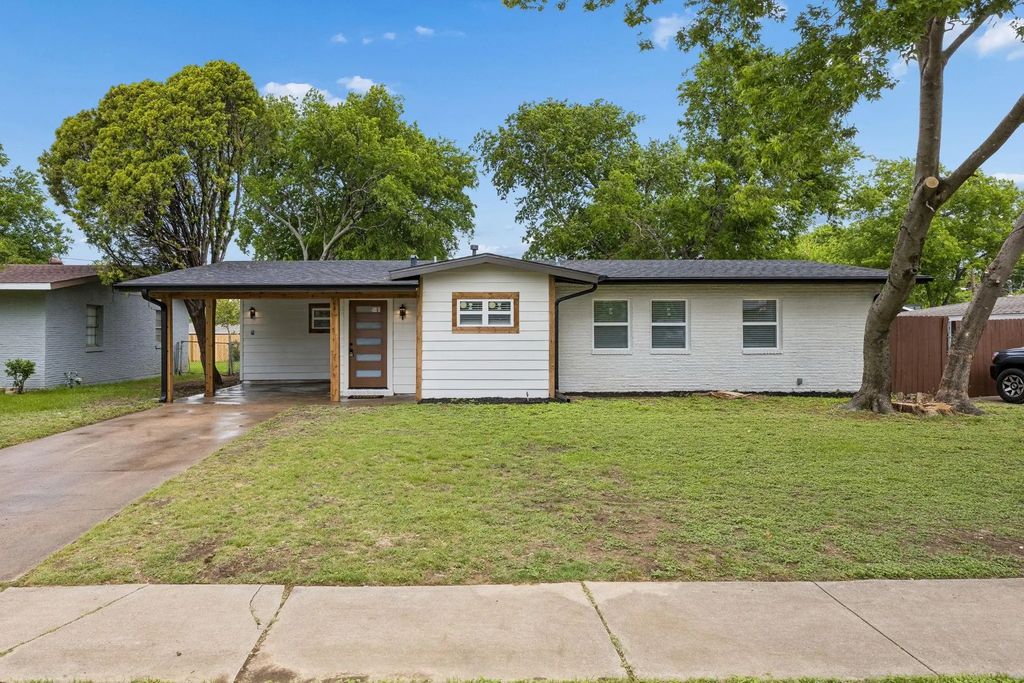 1905 Reever Street, Arlington