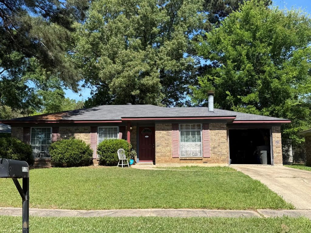 9028 Lone Oak Drive, Shreveport