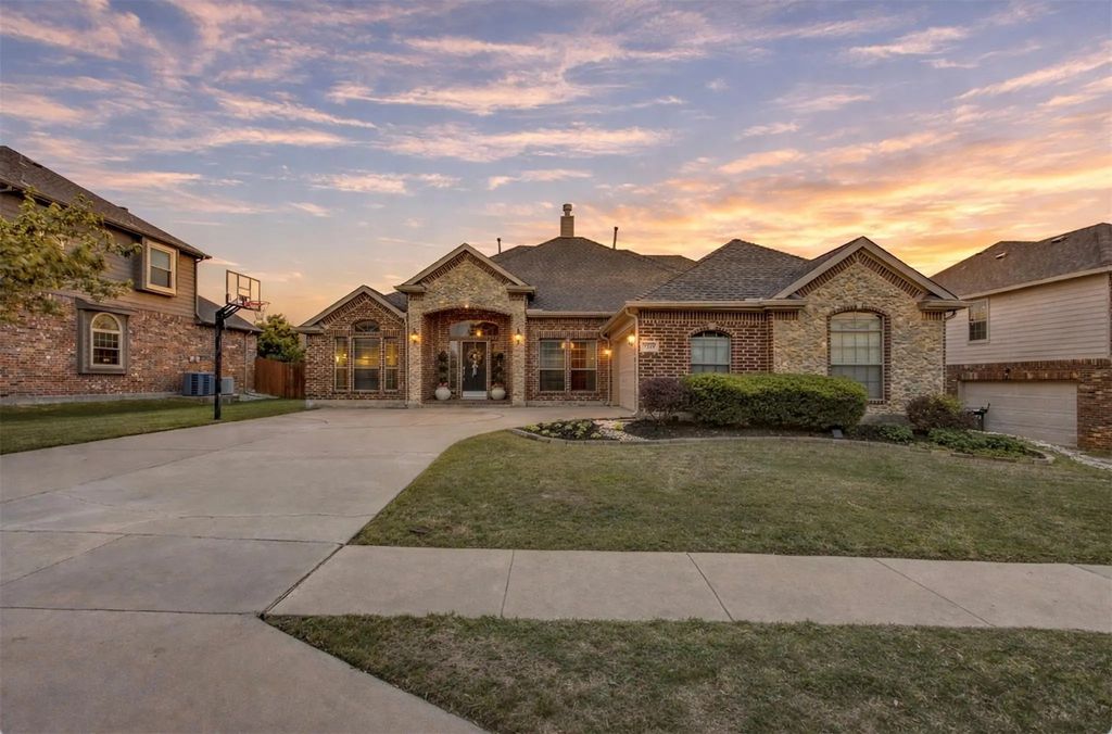 7249 Brekenridge Drive, Fort Worth