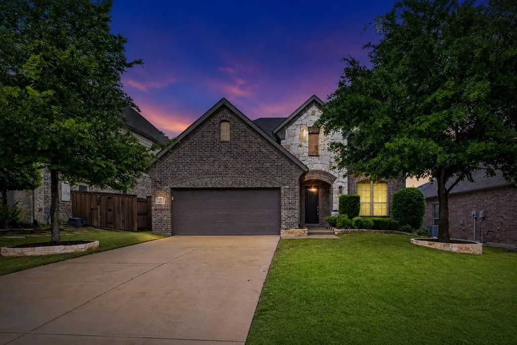 2417 Barclay Court, Plano
