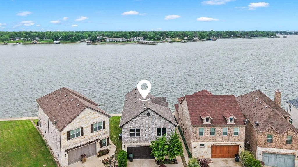 164 Marina Drive, Mabank
