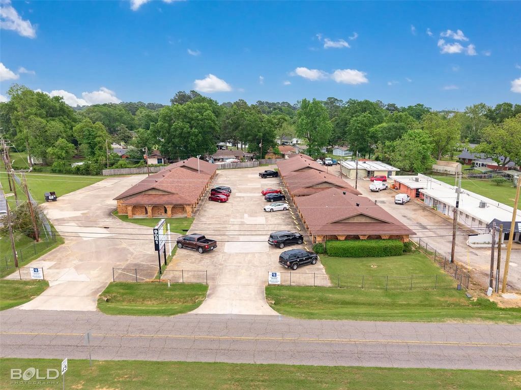 9051 Mansfield Road, Shreveport