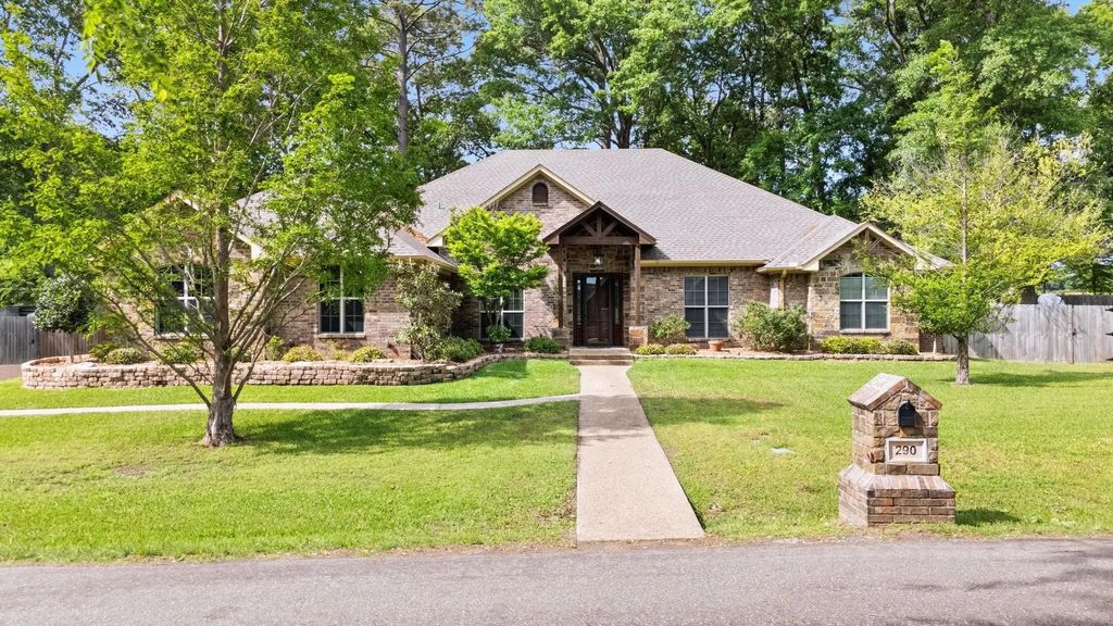 290 County Road 3505, Bullard