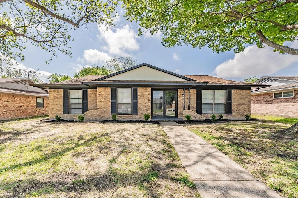 3402 Blueridge Lane, Garland