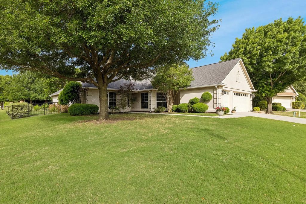 9300 Malibu Court, Denton