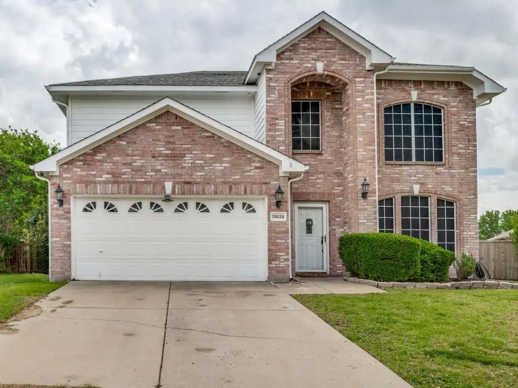 13628 Cherokee Ranch Road, Fort Worth